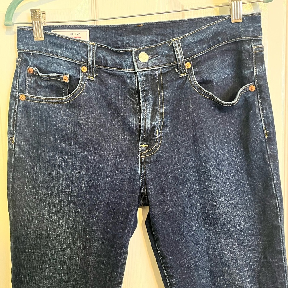 GAP Blue Straight Leg Jeans Classic Style - Picture 2 of 5